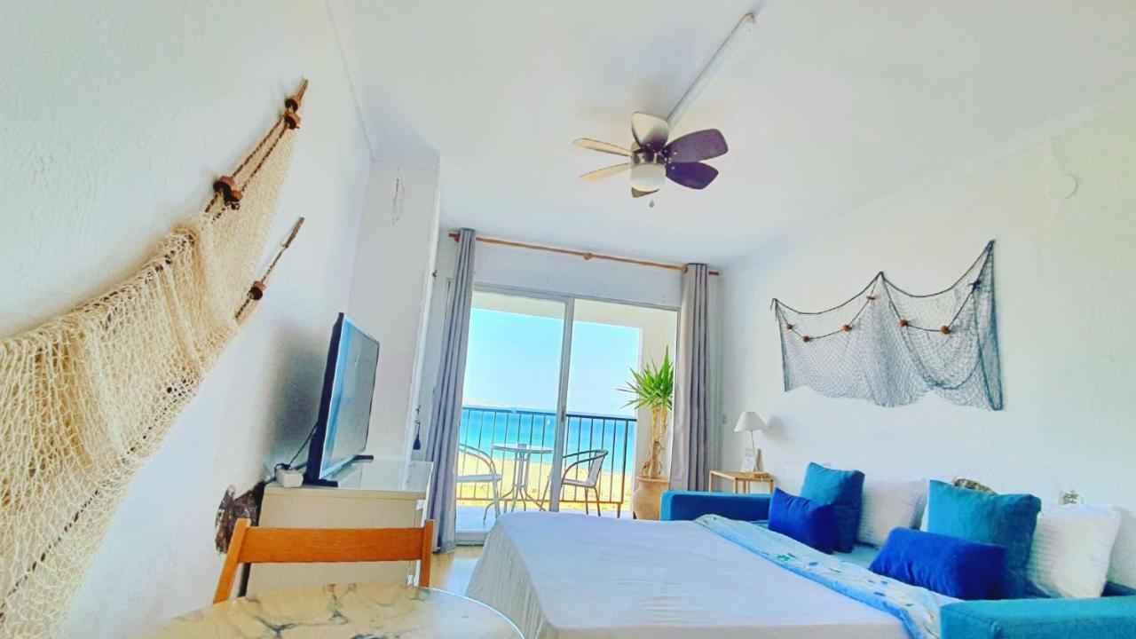 Cozy Beach-Front Studio With Amazing Sea View Empuriabrava Extérieur photo