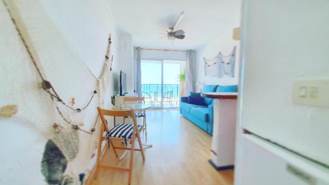 Cozy Beach-Front Studio With Amazing Sea View Empuriabrava Extérieur photo